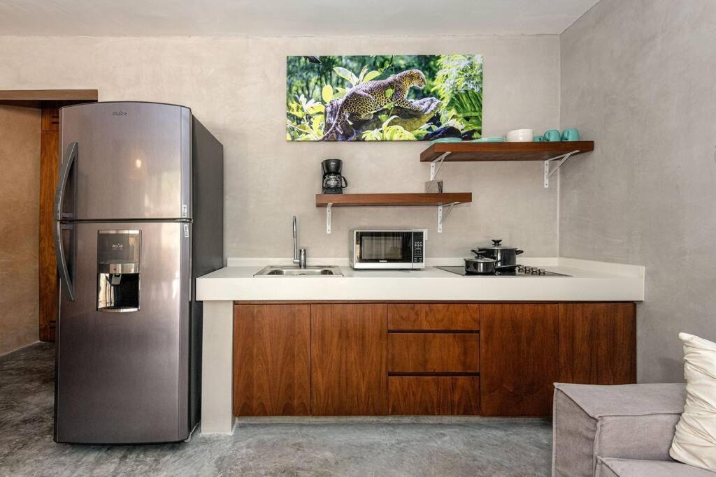 Tanah Vikas Luxury 1bd In Aldea Zama Access Apartment