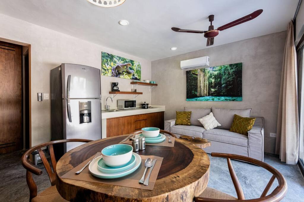 Tanah Vikas Luxury 1bd In Aldea Zama Access Tulum