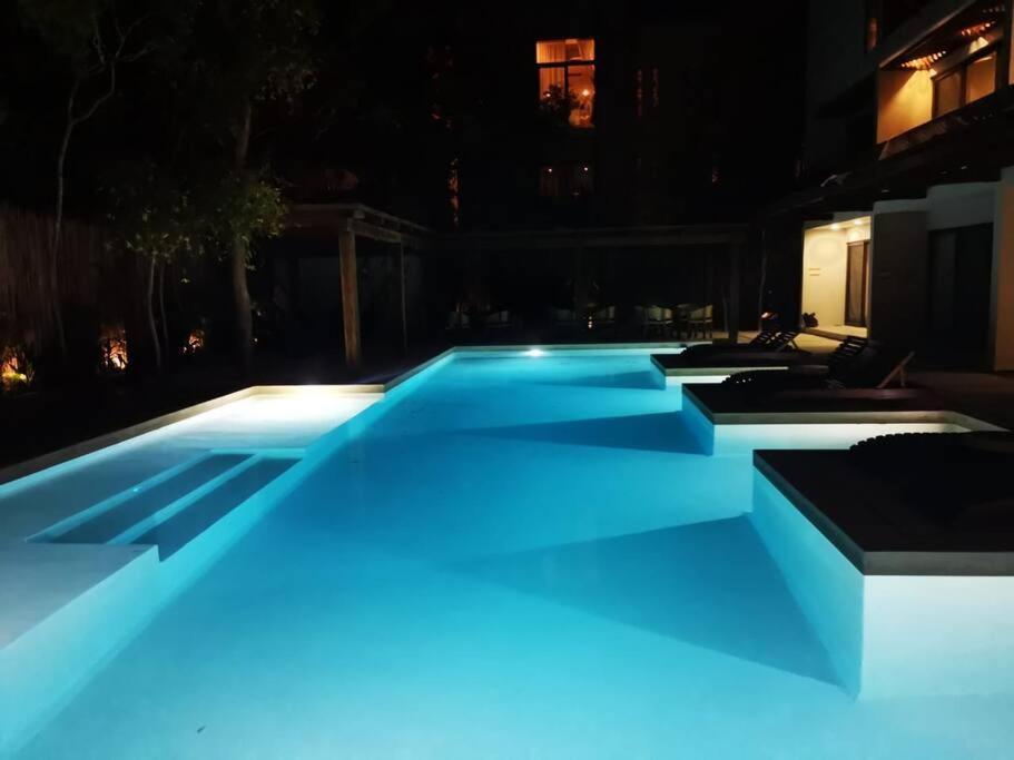 Tanah Vikas Luxury 1bd In Aldea Zama Access