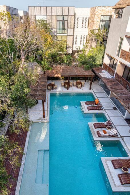Tanah Vikas Luxury 1bd In Aldea Zama Access Apartment